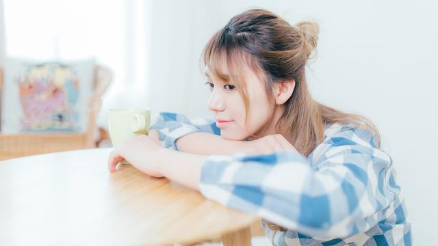 一天2瓶苏打水对身体有害吗(经常喝苏打水对身体有什么危害吗？苏打水真的能降尿酸吗？)