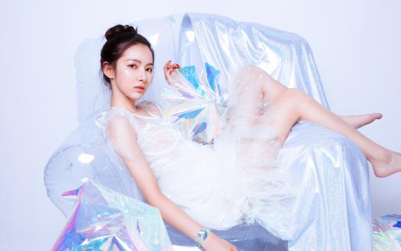 补品燕窝是什么东西(燕窝是什么有什么功效和作用)