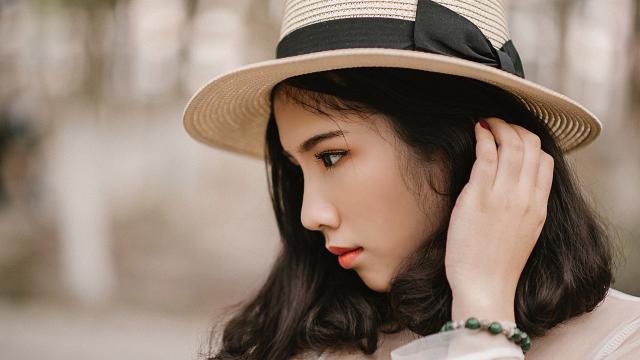 生蚝要怎么清洗才比较干净(生蚝开壳后怎么清洗)