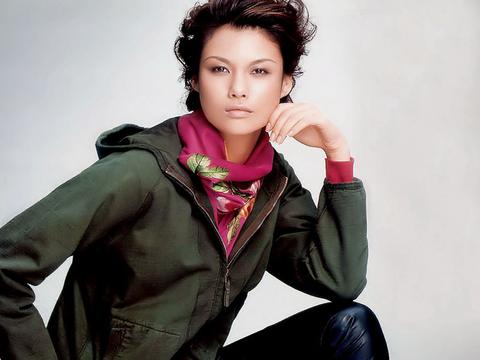 黑咖啡喝多少有助于减肥(黑咖啡和1加2的咖啡哪个减肥效果好？)