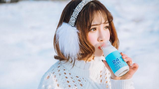莴笋腌制攻略：教你如何做出口感鲜美的腌制莴笋