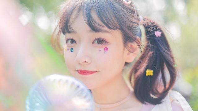 蝴蝶兰开完花后怎么处理方法(蝴蝶兰开完二次花后怎么养？)