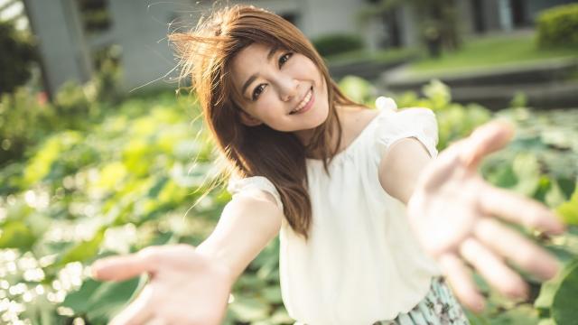 东北酸菜白肉的做法(酸菜白肉在家怎么做好吃？)