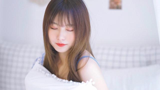 饭店秘诀揭晓：步步教您制作极致香脆的洋葱回锅肉