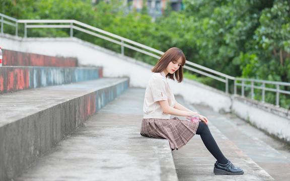 小米稀饭怎么熬出来粘稠(北方农村特有的小米稠粥怎么做？)