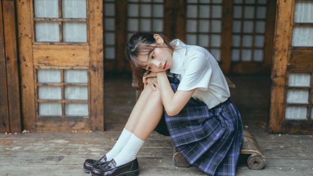 炖鸽子汤：焯水前后的烹饪技巧分享。